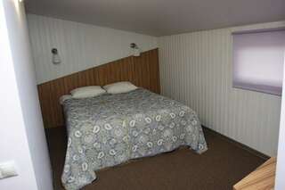 Гостиница Два крыла Ярославль Четырехместный номер с террасой-3