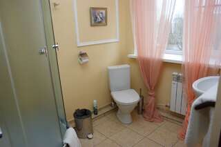 Гостиница Два крыла Ярославль Люкс с джакузи-4