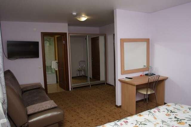 Гостиница Два крыла Ярославль-220